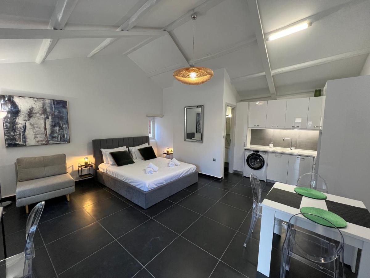 I&A Garitsa Studio Corfu  Екстер'єр фото